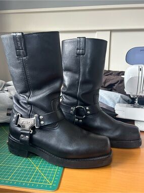 Vintage Harley Davidson tall motorcycle boots